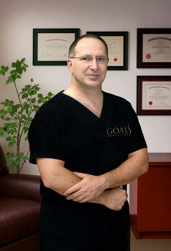 Dr. David Gray – plastic surgeon specializing in breast & body transformations